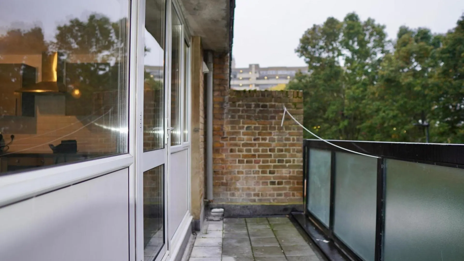 Spacious 1Bd Flat Near Central London, Office, Smart Tv 0*, London